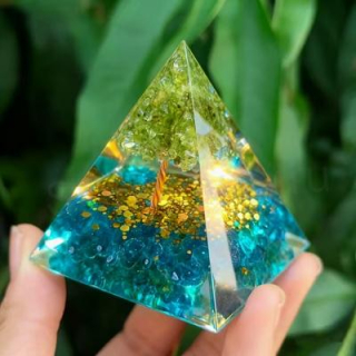 Orgonitová pyramida – jarní rozjasnění se stromem života (PP220)