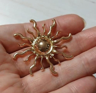 Špendlíková brož – slunce, žlutá (HB134)