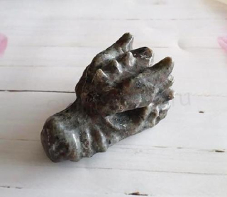 Yooperlit – UV ohnivý kámen, dračí hlava 119 g (X2193)