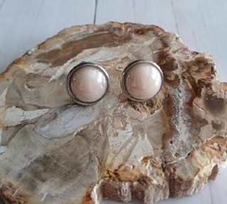 Náušnice klipsny imitace perly – béžová, nerez ocel (BB955)