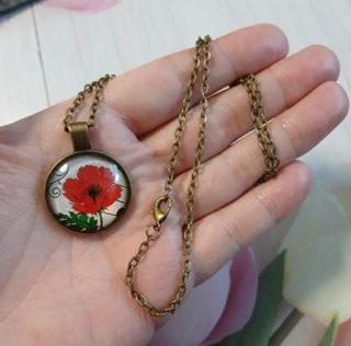 Řetízkový náhrdelník s přívěskem vlčí mák v bronzové barvě (BD1042)