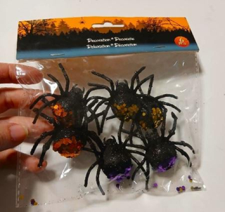 Halloweenská dekorace – třpytiví pavouci 6 ks (6 × 7 cm) (D760)