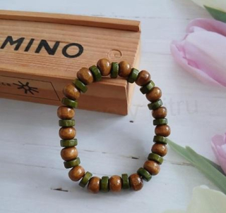 Korálkový dřevěný náramek, korálky 6,7 mm (BC669)