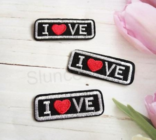 Samolepicí nášivka Love – obdélník (C863)