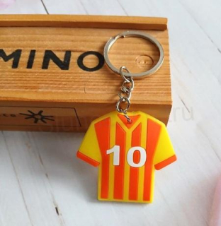 Klíčenka, přívěsek na klíče fotbalový dres (H760)