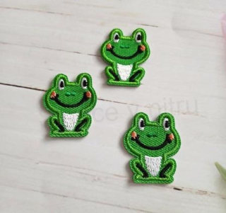 Nášivka žabka 3,3 × 2,8 cm (C879)