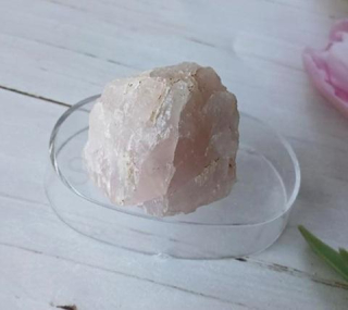 Minerální kámen surový růženín (37 g) (X2256)