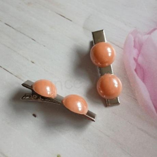 Spona, pineta se zoubky do vlasů s pokovenou perlou – meruňková (H785)