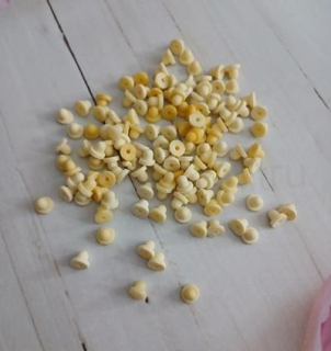 Plastové klipové polštářky na náušnice 6 × 5 mm – 10 párů (AA447)