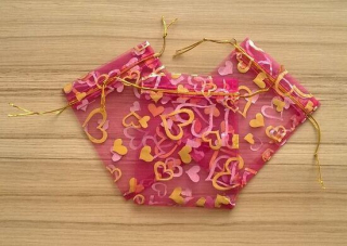 Dárkový sáček organza ze srdíčkami 10x12 cm (AE15)