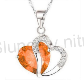 Postříbřený náhrdelník s přívěškem krystalu v srdci (BD93)