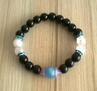 Minerální náramek onyx, růženýn, chalcedon (BC240)