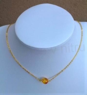 Náhrdelník z nerez oc. s přívěškem Jantaru Resin kulička č.2 (X155)