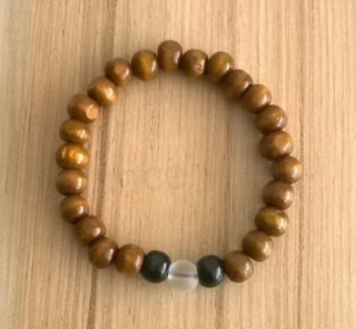 Dřevěný korálkový náramek s křišťálem (BC266)