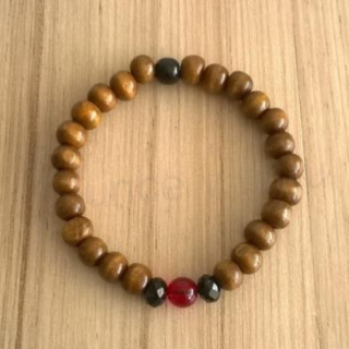 Etnický styl - Dřevěný korálkový náramek s granátem (BC268)
