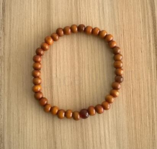 Dřevěný korálkový náramek s achátem (BC277)