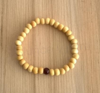 Dřevěný korálkový náramek s achátem, 18 cm (BC278)