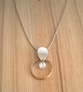 Krátký náhrdelník z nerezové oceli se zirkonem (BD130)