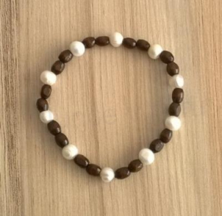 Minerální náramek řiční perla s ozdobami (BC352)