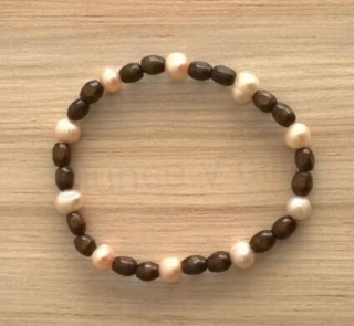 Minerální náramek řiční perla s ozdobami (BC353)