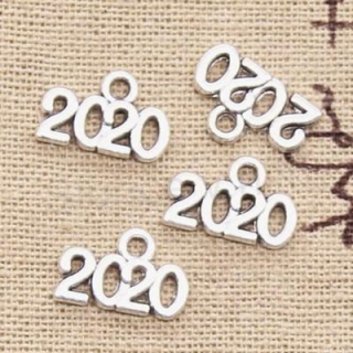 Přívěsek rok 2020 ve stříbrném provedení, 10 × 14 mm (AA181)