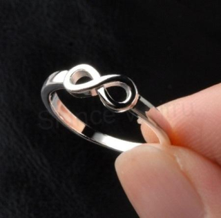 Jemný dívčí prsten Nekonečno – více velikostí (BP251) 