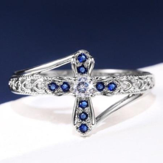 Prsten s křížem a zirkony – stříbrný (BP267)