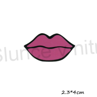 Nášivka Pusa (C196)