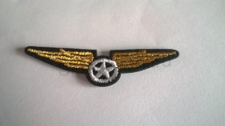 Samolepicí nažehlovací nášivky (C204)