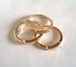 Romantický prsten s ozdobou – zlatý (BP276)