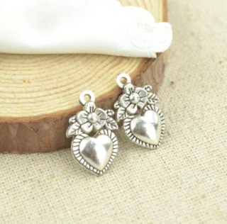 Přívěsek Srdce postříbřeno – 12 × 18 mm (AA194)  