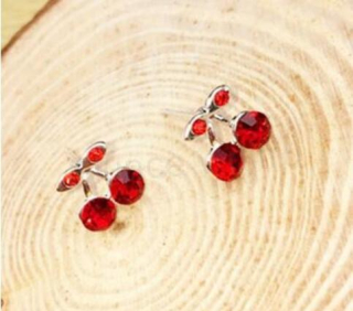 Puzetové náušnice Červené Třešně se zirkony (BB47)