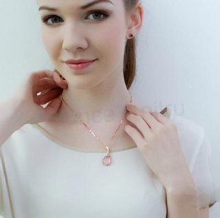 Pozlacený opálový náhrdelník s přívěškem kapky (BD178)