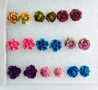 Puzetové náušnice hypoalergenní  kytičkové (BB258)