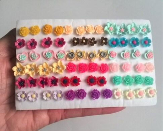 Puzetové náušnice hypoalergenní kytičkové (BB260)