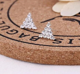 Puzetové náušnice trojuhelník s kamínky (BB57)