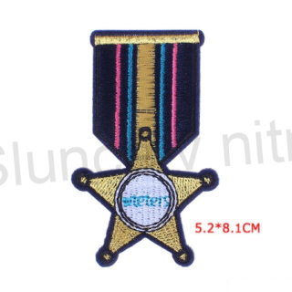 Vojenská nášivka (C273)