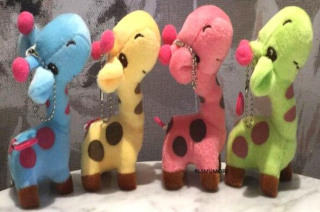 Plyšová hračka žirafa více barev (D92)