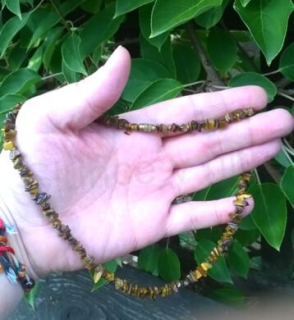 Minerální náhrdelník z tygřího oka – tromlovaný, 50 cm (X195)