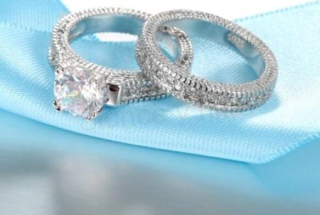 Snubní prsteny se zirkony (BE136)