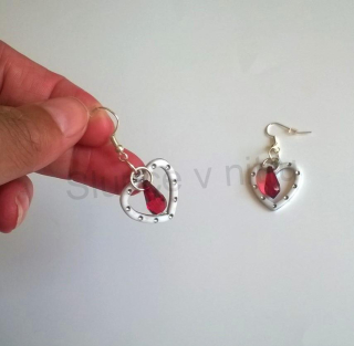 Visací náušnice srdce s krystalem (BB281)