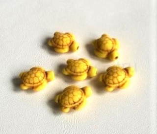 Tyrkysová želva z minerálů - 15,4 x19 mm žlutá (X232)