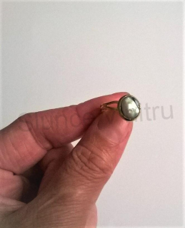 Nastavitelný zlatý prsten se syntetickým opálem (BP123)