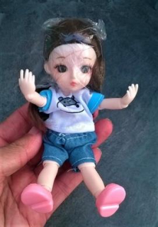 Pohyblivá panenka Doll 16 cm s dlouhými vlasy (D212)