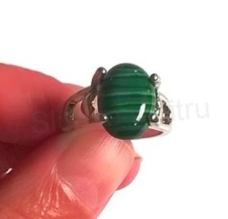 Minerální prsten s malachitem postříbřeno  (X262)