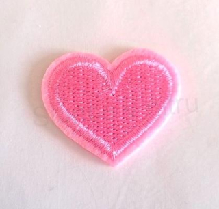 Nášivka nažehlovačka srdce 3 x 2,5 cm (C414)