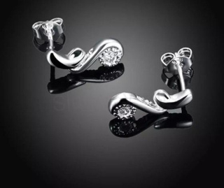 Postříbřené náušnice s čirým zirkonem (BB411)