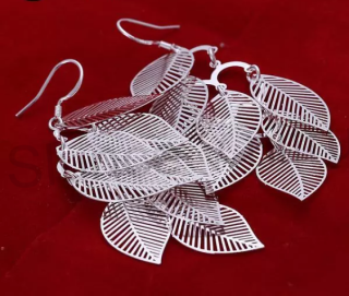 Postříbřené náušnice Lístky (BE159)