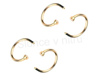 Piercing do nosu z chirurgické oceli 8 x 8 mm zlatý (BB438)