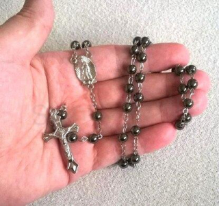 Náhrdelník Růženec s hematovými korálky (BD285)